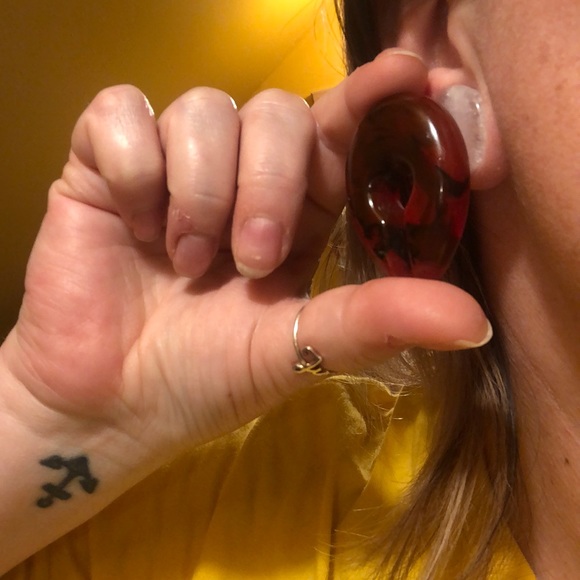 ⭐️16mm 5/8 PLUGS💖CUSTOM PINK/BLACK GAUGES HANGERS - Picture 4 of 5